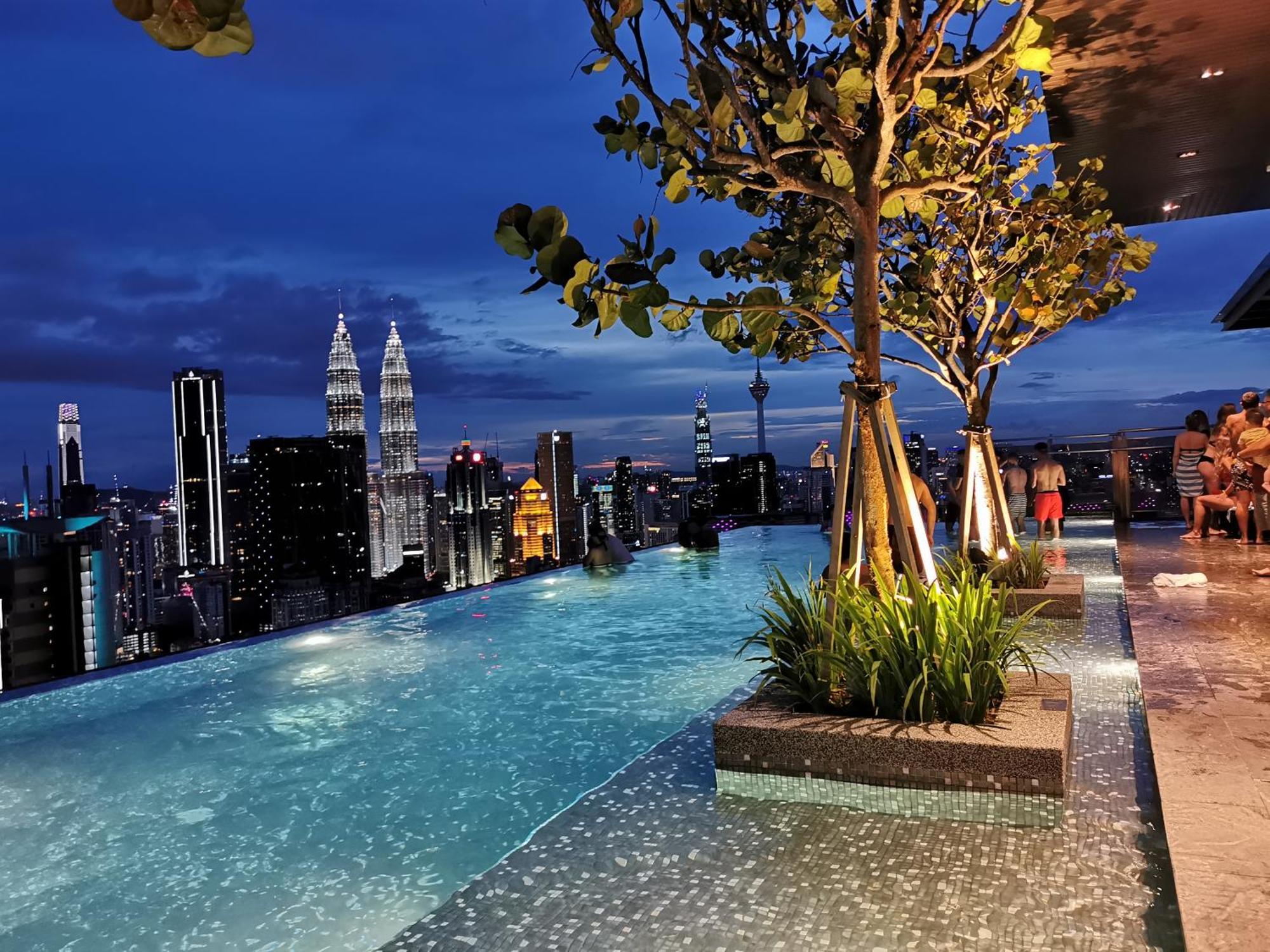 Expressionz Designer Suites Host By Aurora Premium Stay Kuala Lumpur Exterior foto